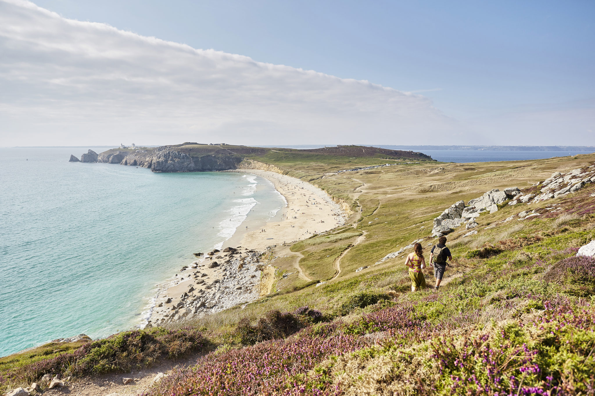 Walking along the GR34 coastal footpath in Crozon peninsula, Brittany, France. Photo credits: crtb-Alexandre Lamoureux
